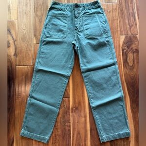 Madewell The taper leg utility pant army green size 2. 100% cotton